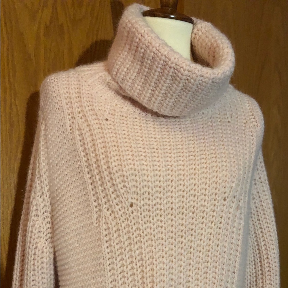 Banana Republic Pink Sweater XL